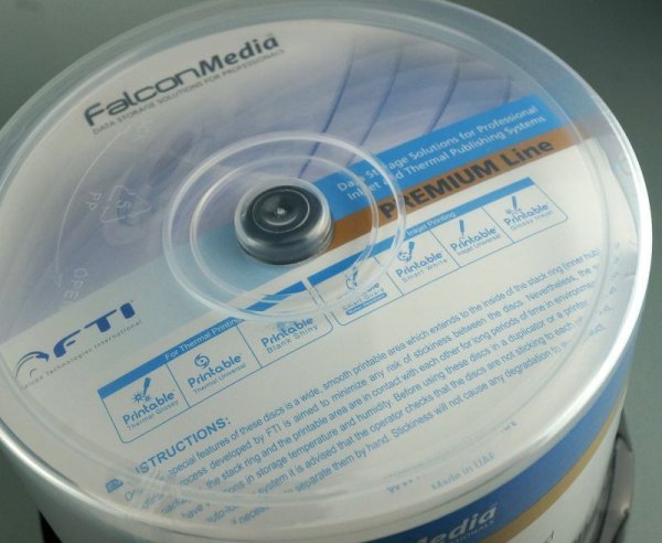 画像2: 【メーカー生産終了/在庫限り】【光沢/耐水】【Falcon/ファルコン社製】CD-R ワイドプリント スマートガード 50枚 (2)