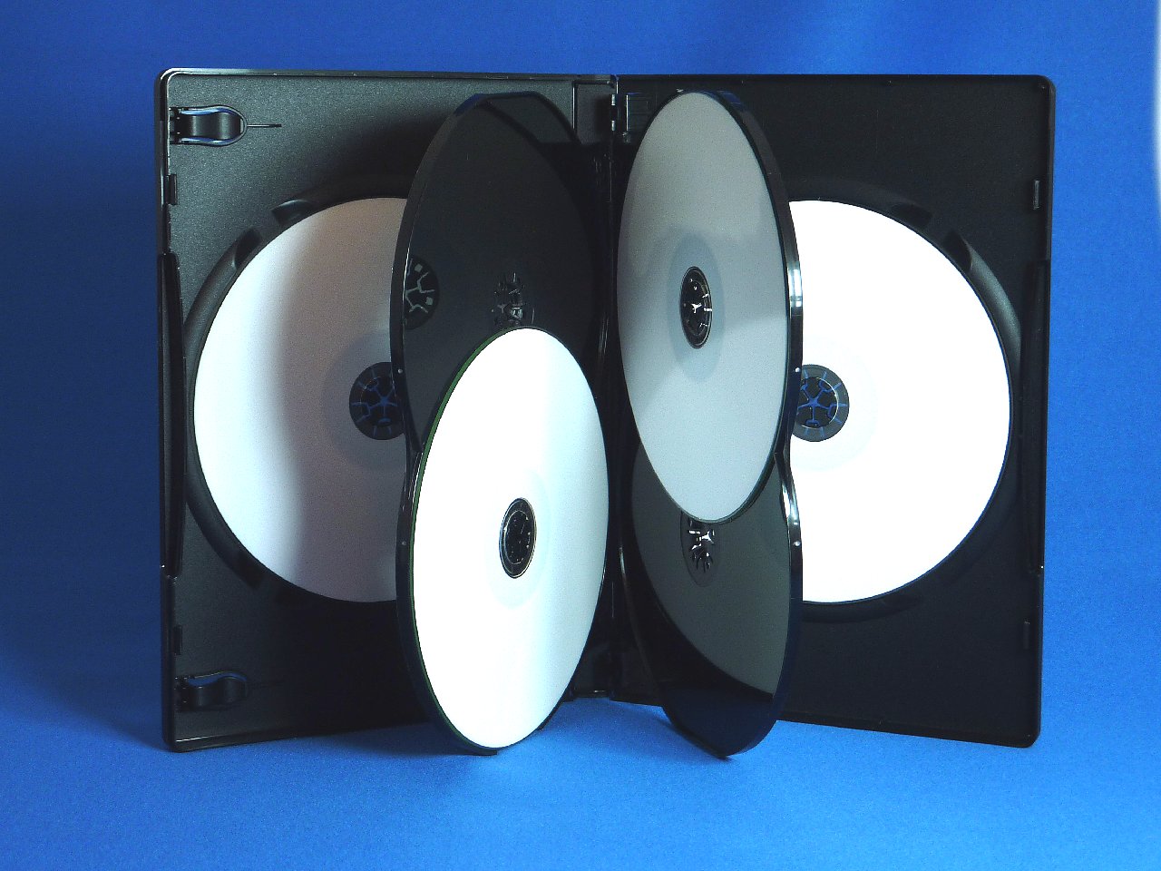 高品質/薄型】15mm厚DVDトールケース6枚用 黒 100個セットFN-DVDT6